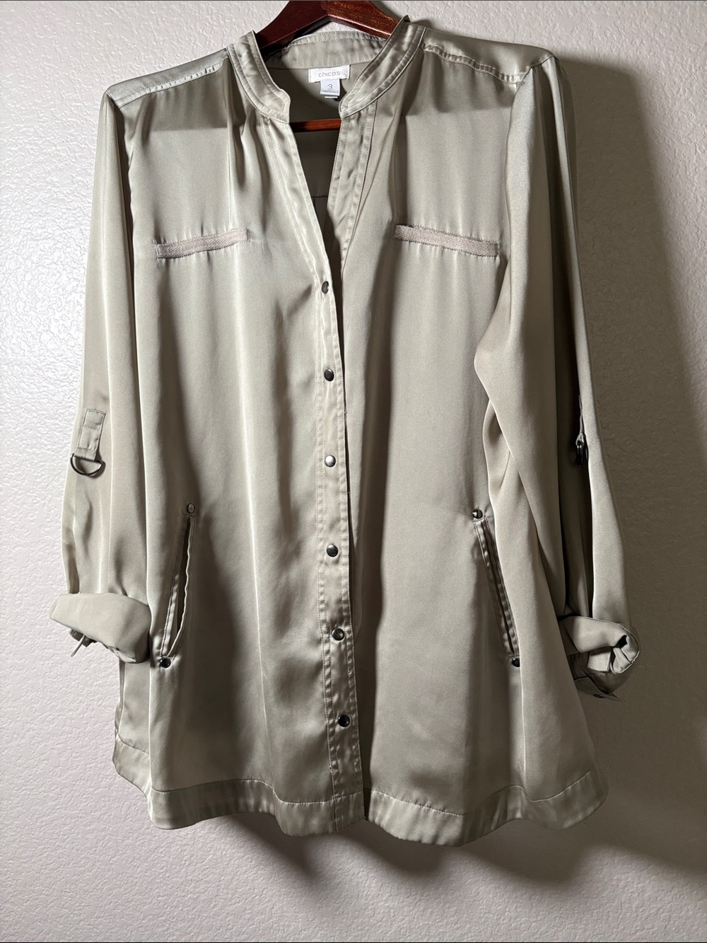 Chico's Light Green Snap-Front Blouse